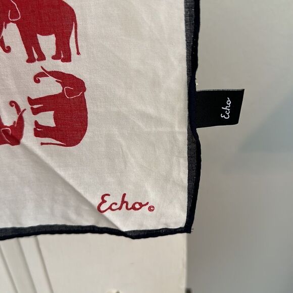 Vtg  Echo large white thin cotton square scarf with red elephants & blue border - Picture 8 of 9